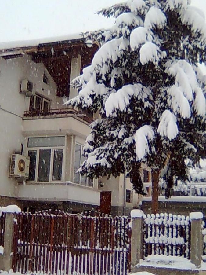 Гостевой дом Bonbon Guest House Панагюриште-28