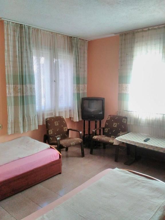 Гостевой дом Bonbon Guest House Панагюриште-35